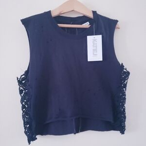 KATIEJ NWT Girls Crop Top W/Raw HEM Crochet Panels - Black M